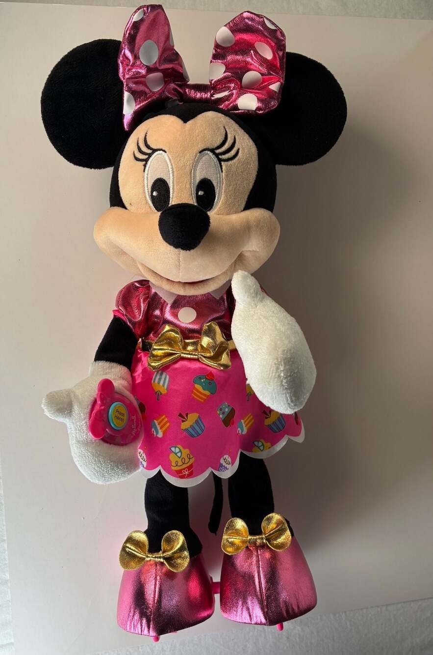 Disney Junior Just Play Minnie Mouse Walk and Play Interactive Plush Doll